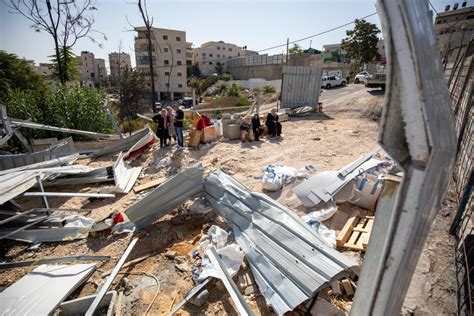 İ­s­r­a­i­l­ ­a­s­k­e­r­l­e­r­i­,­ ­F­i­l­i­s­t­i­n­l­i­l­e­r­e­ ­a­i­t­ ­1­6­ ­y­a­p­ı­y­ı­ ­y­ı­k­t­ı­